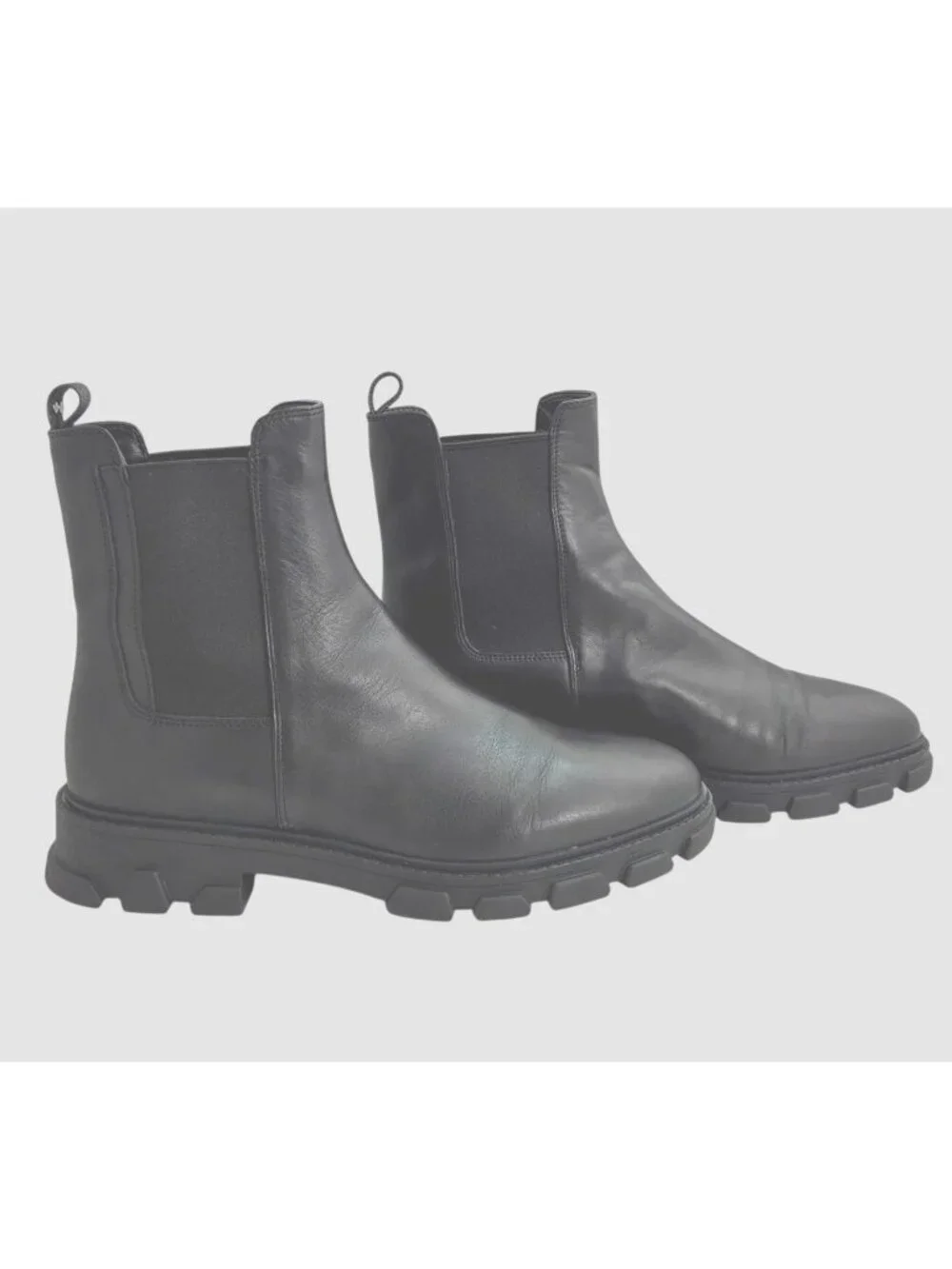 Michael Kors Black Leather Chelsea Ridley Boots 10M Rubber Lug Sole Round Toe
